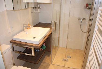 Effiziente Badgestaltung für kleine Räume in Salzburg